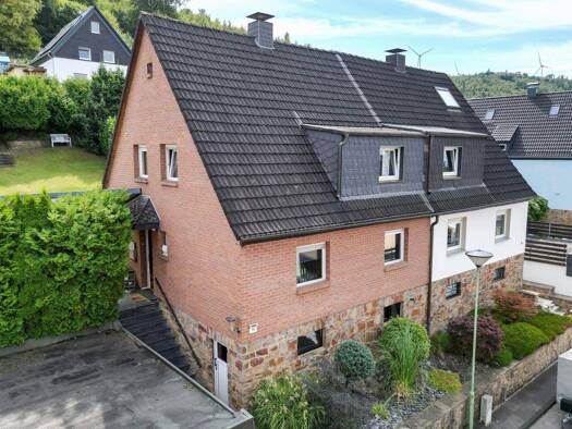 Mehrfamilienhaus zum Kauf 298.000 € 4 Zimmer 100 m² 551 m² Grundstück Hohenlimburg Hagen 58119