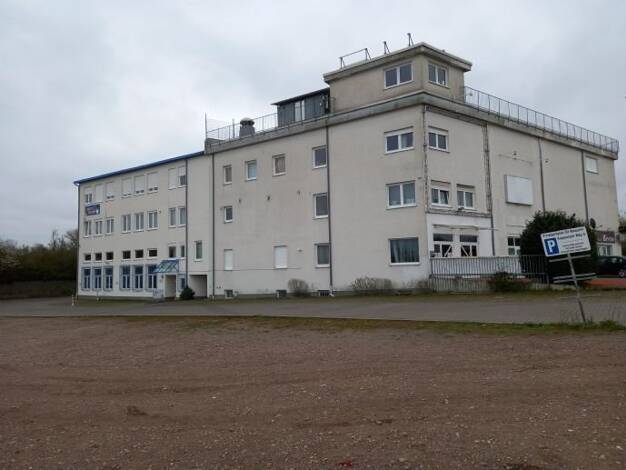 Bürofläche zur Miete provisionsfrei 5,80 € 5 Zimmer 130 m² Bürofläche Wörrstadt 55286