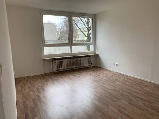 Wohnung zur Miete 749 € 3 Zimmer 73,3 m² 1. Geschoss frei ab 22.04.2026 Herschelstr. 2 Ingolstadt 85057