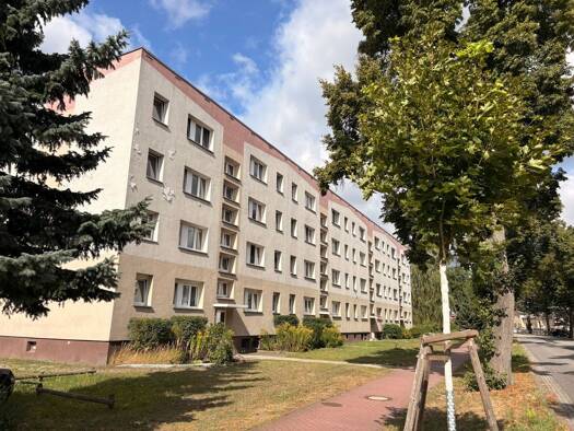 Wohnung zur Miete 427 € 3 Zimmer 58 m² 3. Geschoss frei ab 30.09.2026 Bahnhofstraße 4 d Paulinenaue Paulinenaue 14641