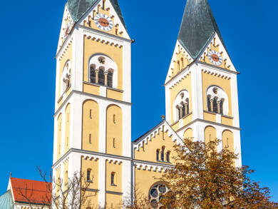 Wohnung zum Kauf - Erstbezug provisionsfrei 415.000 € 3 Zimmer 75 m² 3. Geschoss frei ab sofort Erhardstraße 3 Weiden Weiden in der Oberpfalz 92637