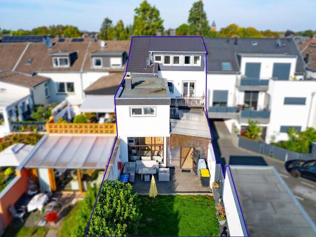 Reihenmittelhaus zum Kauf 339.000 € 9 Zimmer 210 m² 306 m² Grundstück frei ab 01.01.2027 Hoengen Alsdorf 52477