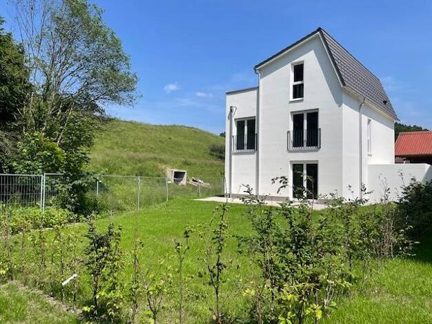 Einfamilienhaus zur Miete 2.600 € 6 Zimmer 166 m² 482,5 m² Grundstück Traunstein Traunstein 83278