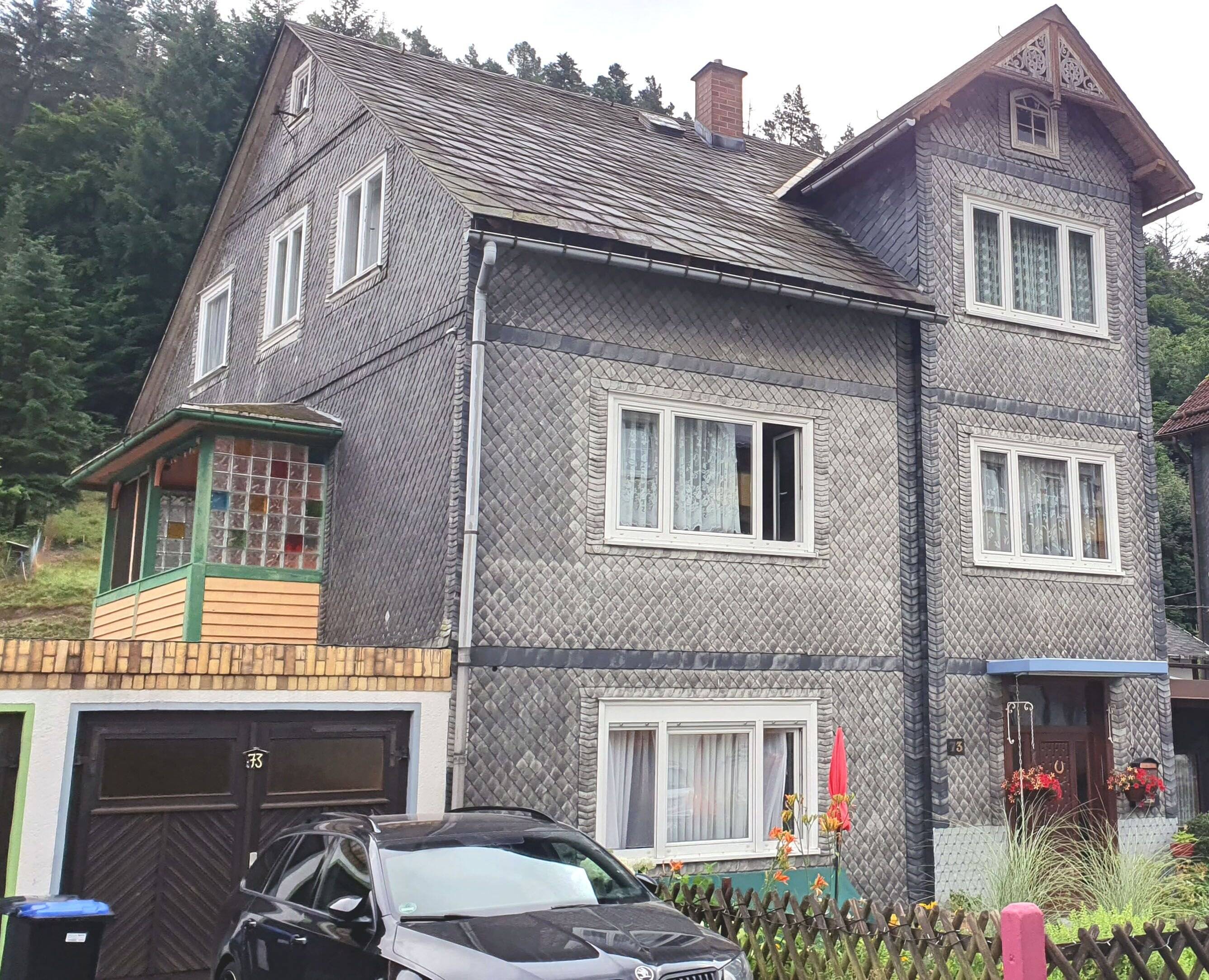 Einfamilienhaus zum Kauf 60.000 € 8 Zimmer 133 m²<br/>Wohnfläche 581 m²<br/>Grundstück ab sofort<br/>Verfügbarkeit Unterweißbach Unterweißbach 98744