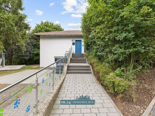Einfamilienhaus zum Kauf provisionsfrei 279.000 € 7 Zimmer 195 m² 1.000 m² Grundstück frei ab sofort Zum Hohen Berg 16 Homberg Homberg (Ohm) 35315