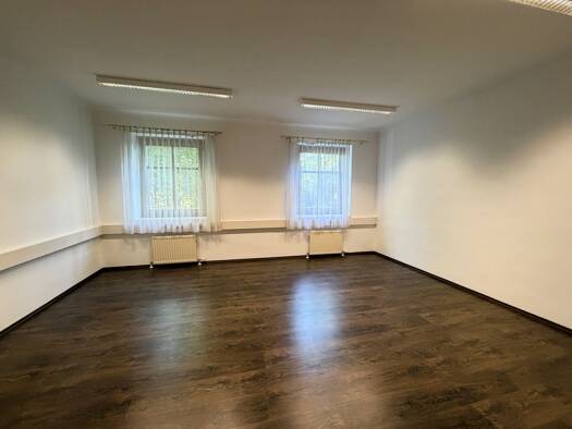 Bürofläche zur Miete 1.600 € 6 Zimmer Baden 2500