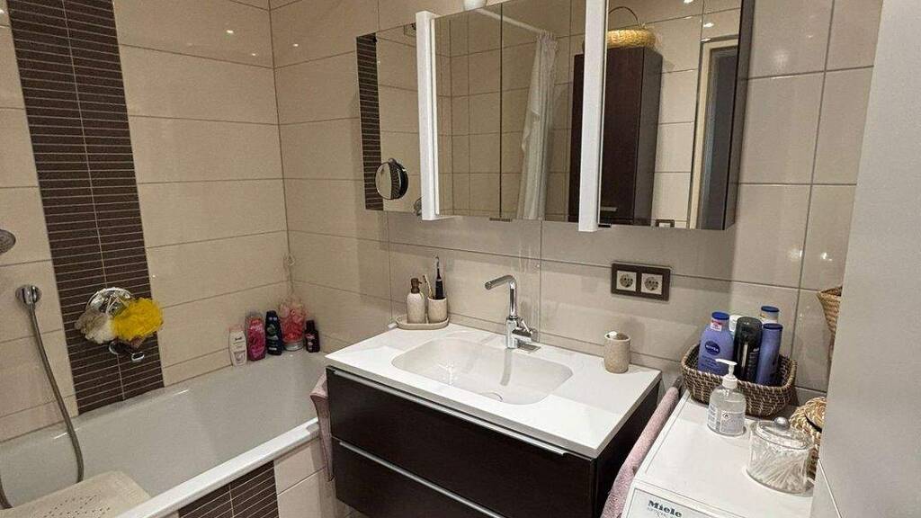 Wohnung zum Kauf 429.000 € 4 Zimmer 94 m² 1. Geschoss frei ab sofort Zerzabelshof Nürnberg 90480