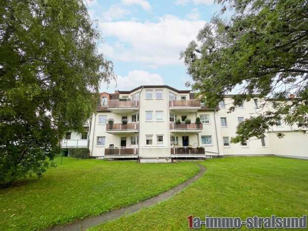 Wohnung zum Kauf 189.000 € 3,5 Zimmer 90,1 m² Geschoss 2/2 frei ab sofort Kniepervorstadt Stralsund 18435