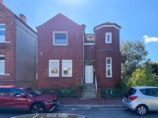 Einfamilienhaus zum Kauf 299.000 € 6 Zimmer 120,1 m² 693 m² Grundstück Stadtzentrum Emden 26725
