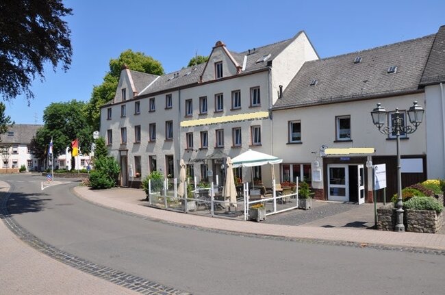 Hotel zum Kauf 795.000 € 1.919 m²<br/>Grundstück Manderscheid Manderscheid 54531