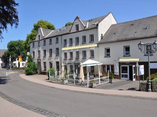 Hotel zum Kauf 650.000 € 1.919 m² Grundstück Manderscheid Manderscheid 54531