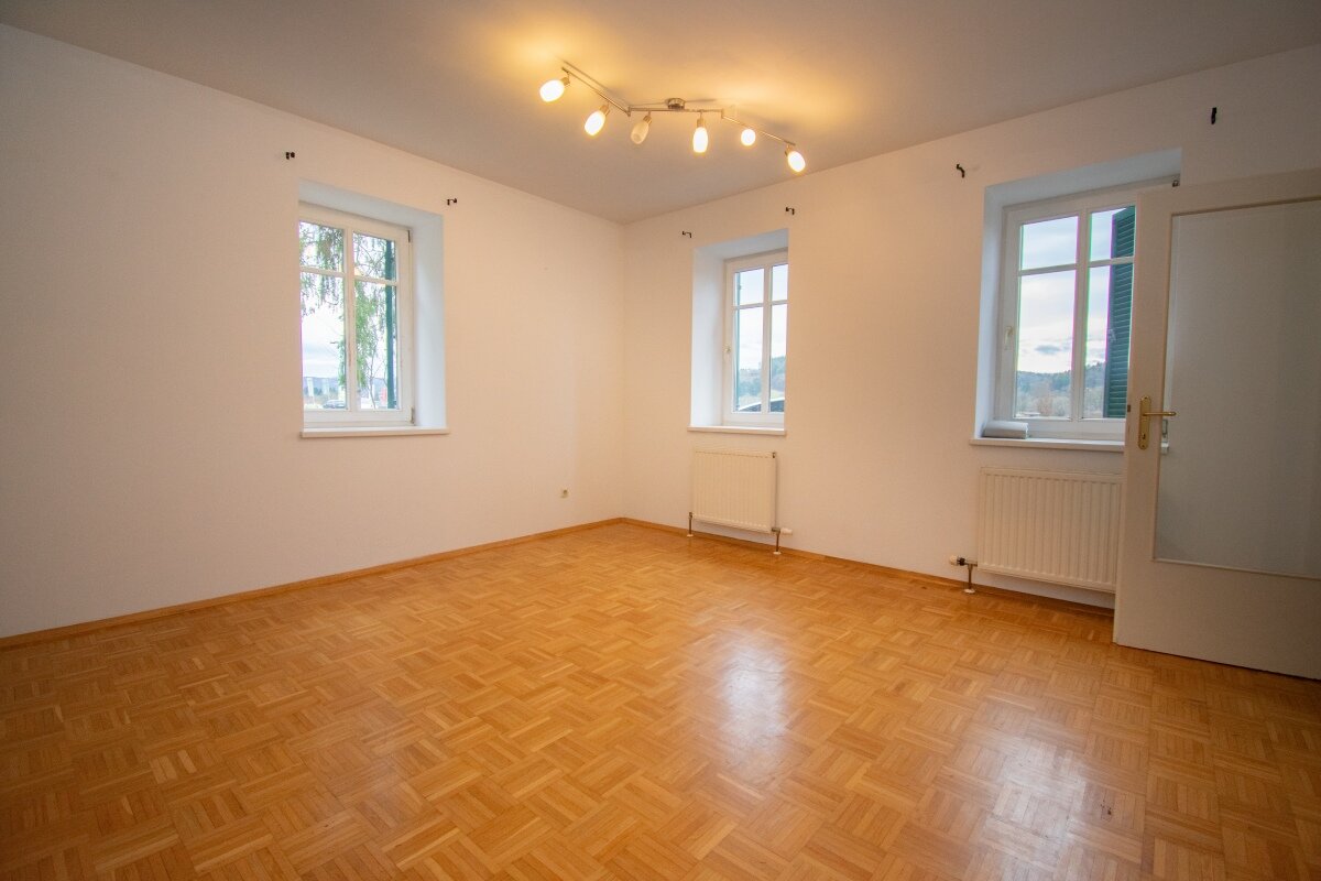 Wohnung zum Kauf 99.000 € 3 Zimmer 66,9 m²<br/>Wohnfläche Feldbach 8330