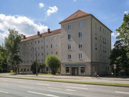 Wohnung zur Miete 725 € 3 Zimmer 66,4 m² 4. Geschoss frei ab 31.10.2026 Nürnberger Straße 2 Südvorstadt-West Dresden 01187