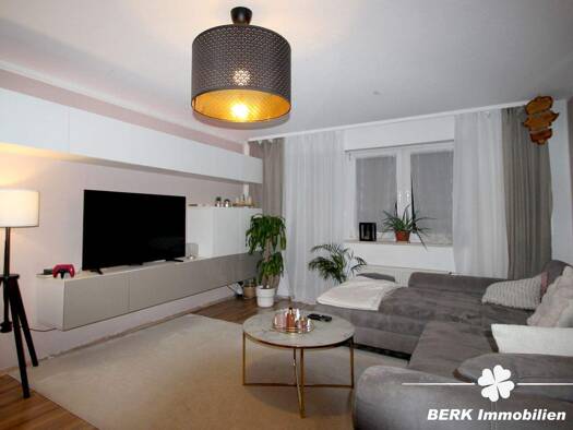 Wohnung zum Kauf 210.000 € 3 Zimmer 74,1 m² 3. Geschoss Dörnigheim Maintal / Dörnigheim 63477