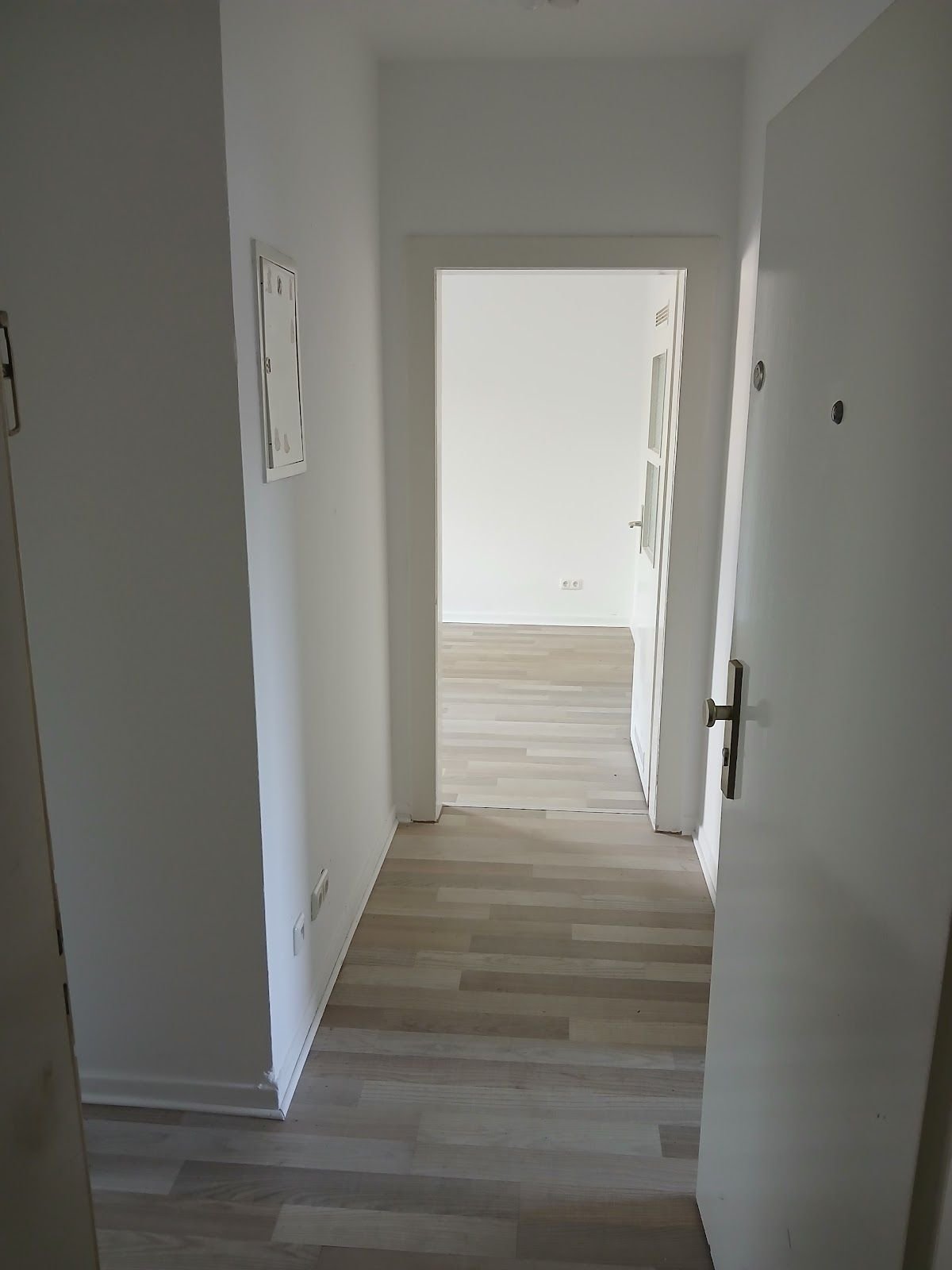 Wohnung zur Miete 329 € 2 Zimmer 47,8 m²<br/>Wohnfläche 1.<br/>Geschoss 01.11.2024<br/>Verfügbarkeit Feldstr. 62 Marxloh Duisburg 47169