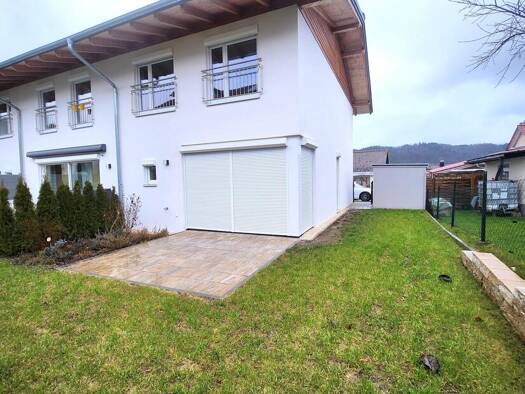 Doppelhaushälfte zur Miete 1.220 € 4 Zimmer 112 m² 260 m² Grundstück Vilshofen Vilshofen an der Donau 94474