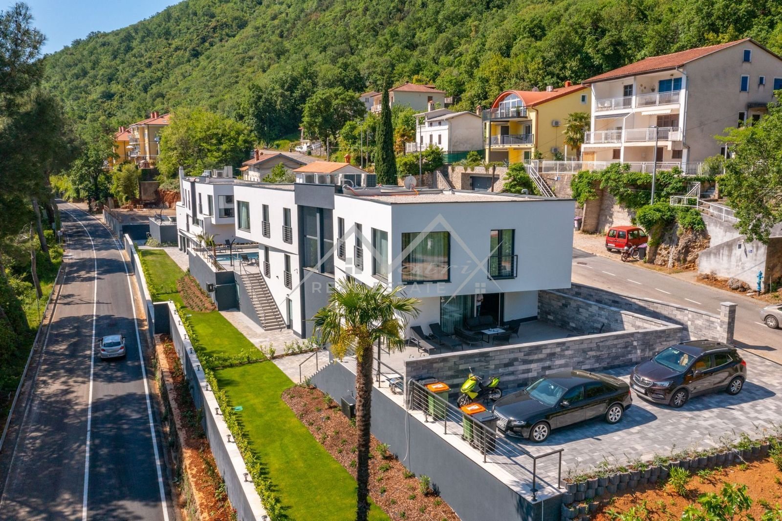 Haus zum Kauf 1.225.000 € 5 Zimmer 225 m²<br/>Wohnfläche 380 m²<br/>Grundstück Opatija 51410