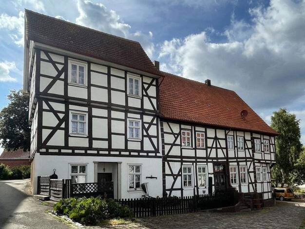 Mehrfamilienhaus zum Kauf provisionsfrei 215.000 € 12 Zimmer 300 m² 685 m² Grundstück Adorf Diemelsee 34519