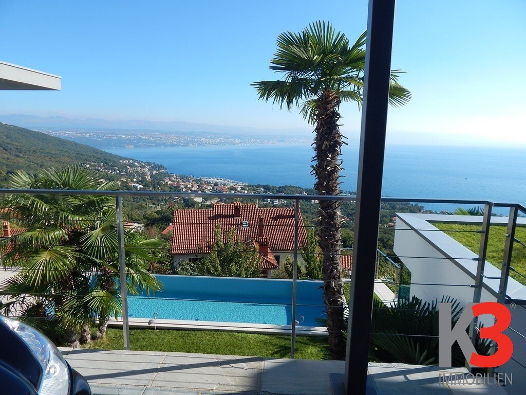 Haus zum Kauf 2.300.000 € 5 Zimmer 450 m²<br/>Wohnfläche 660 m²<br/>Grundstück Opatija 51410