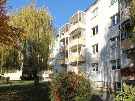 Wohnung zur Miete 376 € 3 Zimmer 62,7 m² 3. Geschoss frei ab 01.03.2026 Levenstraße 1 Innenstadt Gera 07545