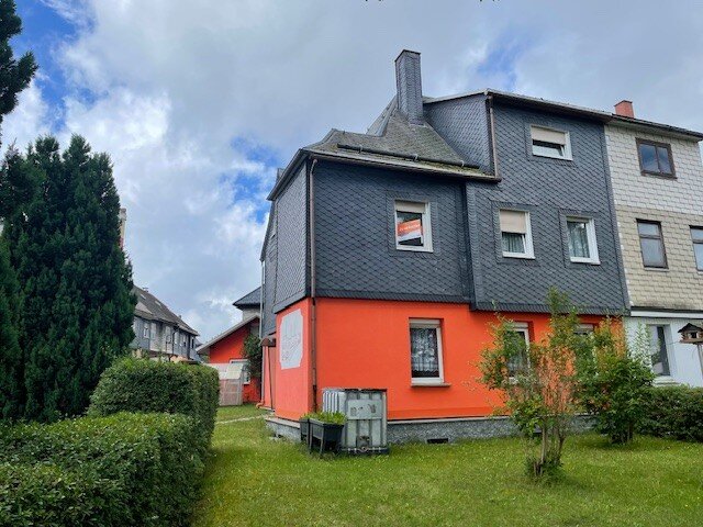 Einfamilienhaus zum Kauf 99.000 € 189,7 m²<br/>Wohnfläche 400 m²<br/>Grundstück Großbreitenbach 98701