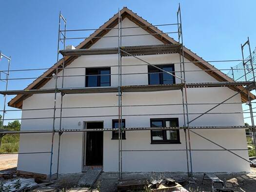 Doppelhaushälfte zur Miete 1.400 € 6 Zimmer 120 m² 607 m² Grundstück frei ab 01.08.2026 Bohmte 49163