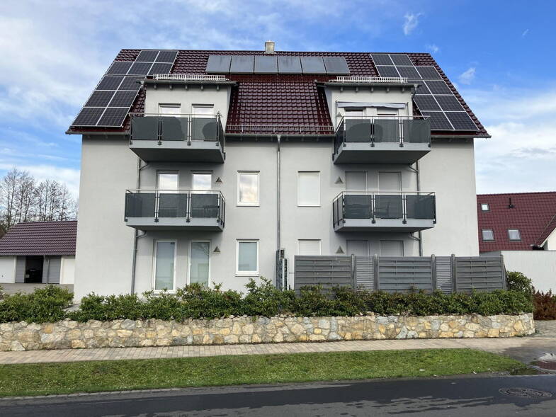 Wohnung zur Miete 1.220 € 4 Zimmer 103 m² Dachgeschoss, 2. Geschoss frei ab 01.06.2025 Reichsdorfstraße 3 Sennfeld 97526
