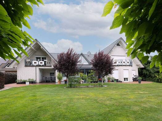 Einfamilienhaus zum Kauf 650.000 € 9 Zimmer 293,7 m² 1.500 m² Grundstück Lemförde 49448
