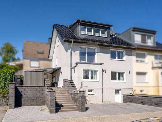 Doppelhaushälfte zum Kauf 475.000 € 7 Zimmer 180 m² 350 m² Grundstück Wipperfürth Wipperfürth 51688