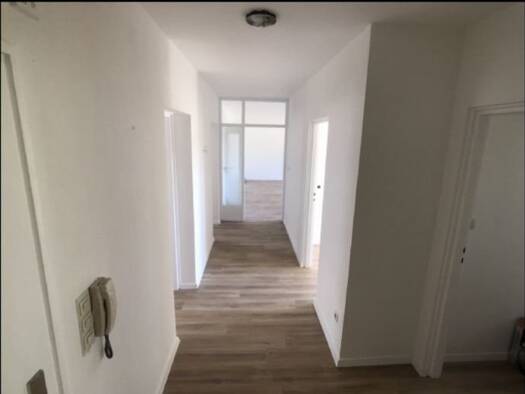 Wohnung zur Miete 1.350 € 4 Zimmer 109 m² 1. Geschoss frei ab 15.11.2026 Rennweg Altstadt und engere Innenstadt 90489