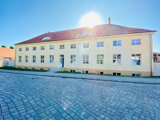 Wohnung zur Miete 860 € 2 Zimmer 87,3 m² 2. Geschoss Paretz Ketzin/Havel 14669