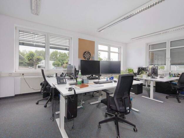 Bürogebäude zur Miete 2.073 € 134,9 m² Bürofläche Hügelsheim 76549