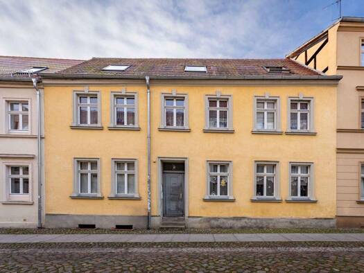 Mehrfamilienhaus zum Kauf 420.000 € 12 Zimmer 280 m² 265 m² Grundstück Neuruppin 16816
