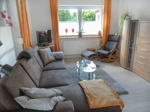Wohnung zur Miete Wohnen auf Zeit 1.200 € 2 Zimmer 65 m² frei ab sofort Grünendeich 21720