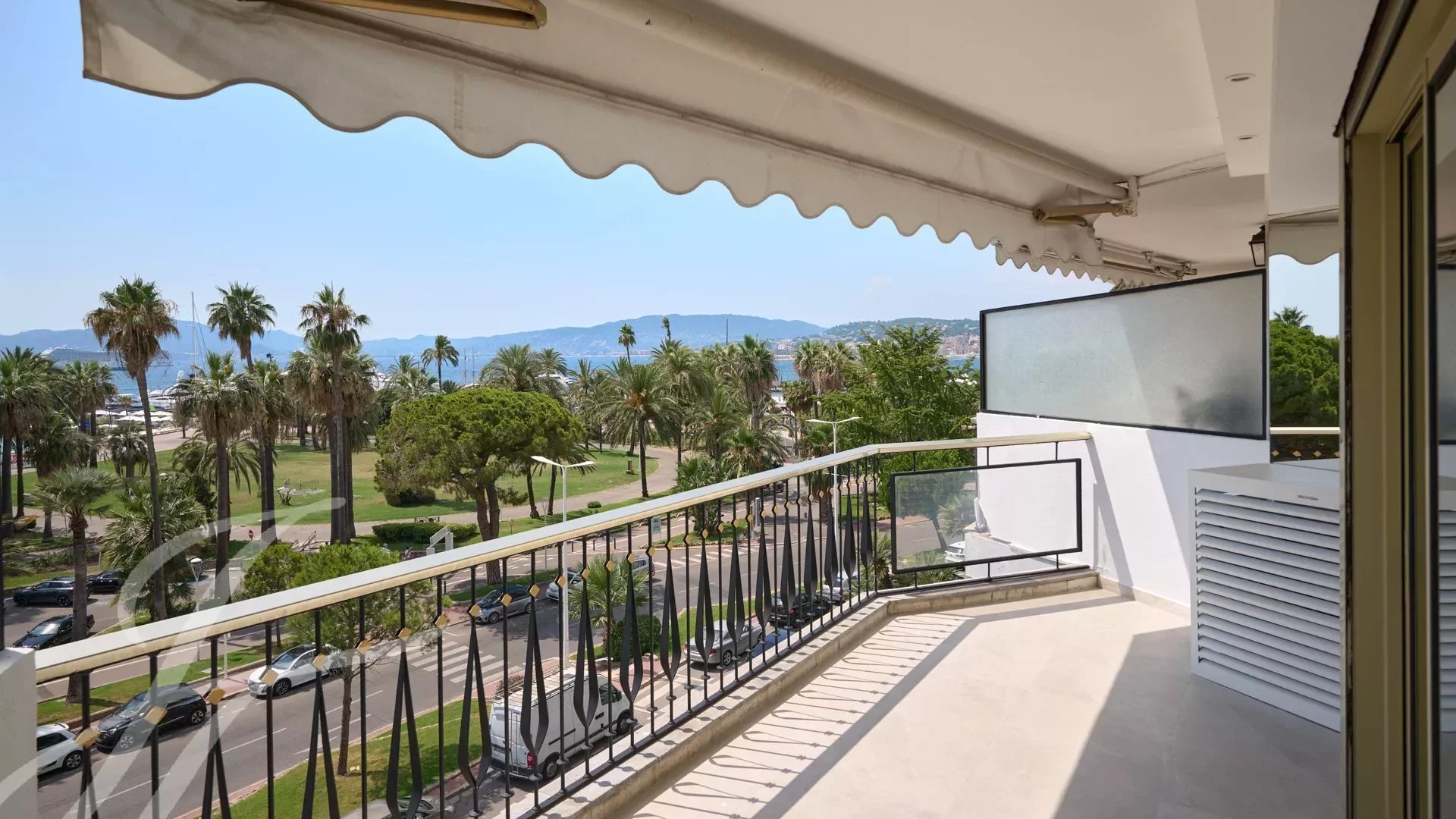 Apartment zum Kauf provisionsfrei 2.690.000 € 4 Zimmer 95 m²<br/>Wohnfläche 4.<br/>Geschoss Moure Rouge Cannes 06400