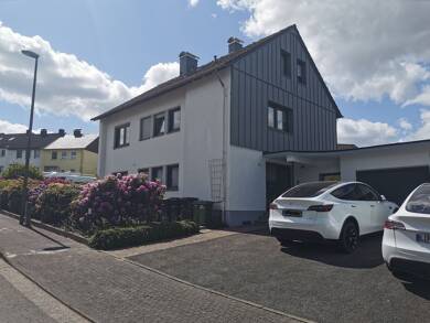 Wohnung zur Miete 1.200 € 3 Zimmer 100 m² Geschoss EG/2 frei ab 01.09.2025 Detmold 32758