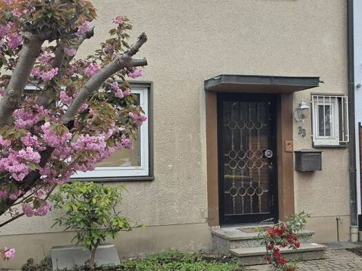 Reihenhaus zur Miete 1.800 € 4 Zimmer 110 m² 330 m² Grundstück frei ab 01.06.2026 Glessen Bergheim 50129