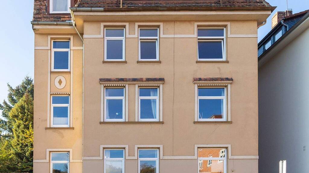 Mehrfamilienhaus zum Kauf als Kapitalanlage geeignet 659.000 € 16 Zimmer 368 m² Brauerstr. 20 Uelzen 29525