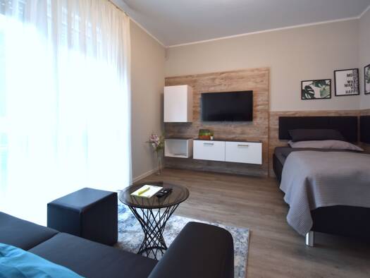 Wohnung zur Miete 745 € 1 Zimmer 24 m² Spessartstraße 30 Innenstadt Aschaffenburg 63743