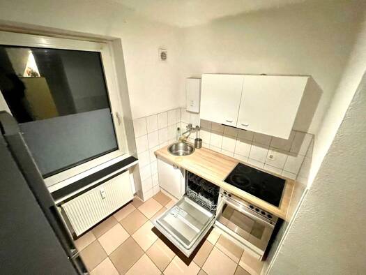Wohnung zur Miete 850 € 2 Zimmer 55 m² Geschoss 4/5 frei ab 01.09.2026 Flingern Nord Stadtbezirk 2 40233