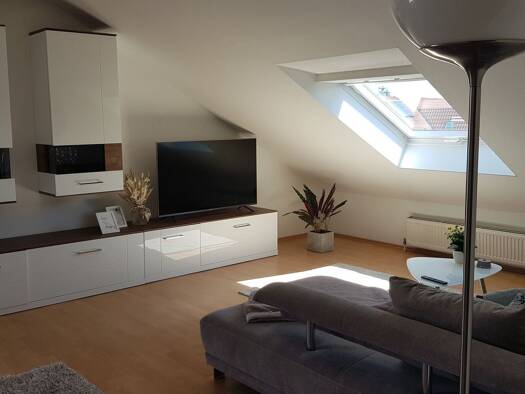 Wohnung zum Kauf provisionsfrei 155.000 € 2 Zimmer 55 m² Geschoss 3/3 Gambach Münzenberg 35516