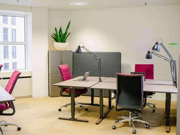 Bürofläche zur Miete provisionsfrei 24 m² Bürofläche teilbar ab 7 m² Platz der Einheit 2 Gallus Frankfurt am Main 60327