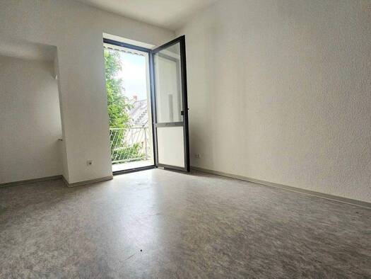 Wohnung zur Miete 294 € 3 Zimmer 66 m² 2. Geschoss frei ab sofort Schüffnerstraße 20 Sonnenberg Sonnenberg 09130