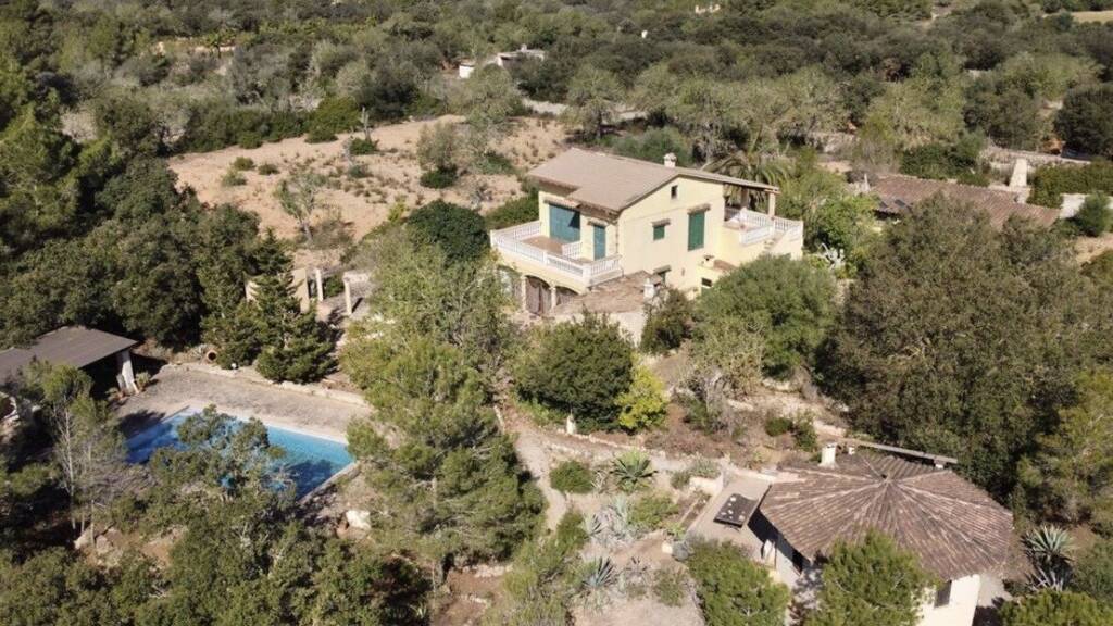 Haus zum Kauf 6 Zimmer 170 m² 19.000 m² Grundstück Felanitx 07200