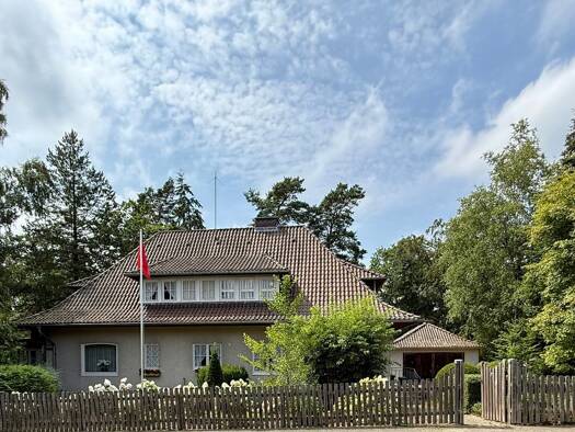 Einfamilienhaus zum Kauf 360.000 € 8 Zimmer 230 m² 3.568 m² Grundstück Zernien Zernien 29499