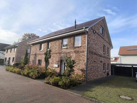 Wohnung zur Miete 600 € 1 Zimmer 120 m² Glückstadt 25348