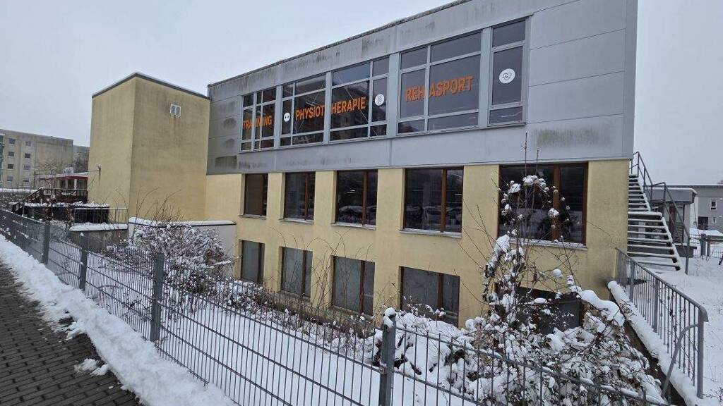 Praxisfläche zur Miete 7 € 7 Zimmer 272,2 m² Bürofläche Eisenach 99817