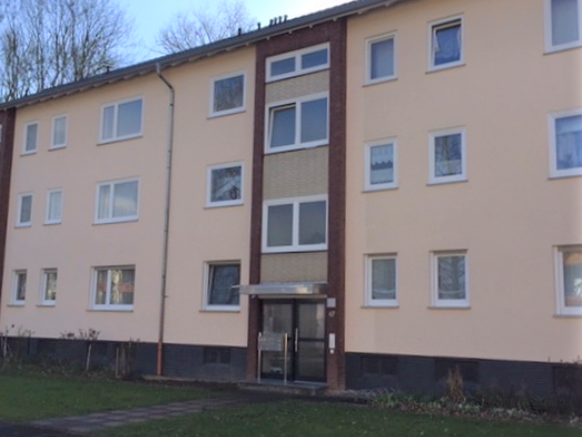Wohnung zur Miete 345 € 2 Zimmer 62,2 m² 2. Geschoss frei ab sofort Fuchsstr 17 Lage Lage 32791