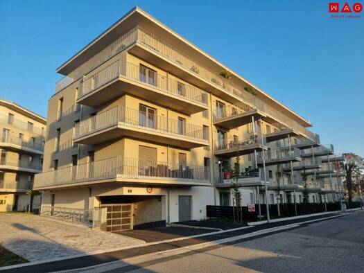 Wohnung zur Miete - Erstbezug 898 € 3 Zimmer 68,4 m² 3. Geschoss frei ab sofort Mitterstraße 11 Puntigam Graz 8055