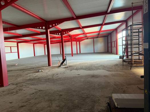 Lagerhalle zum Kauf 932.200 € 1.800 m² Lagerfläche Neuburg Neuburg an der Donau 86633